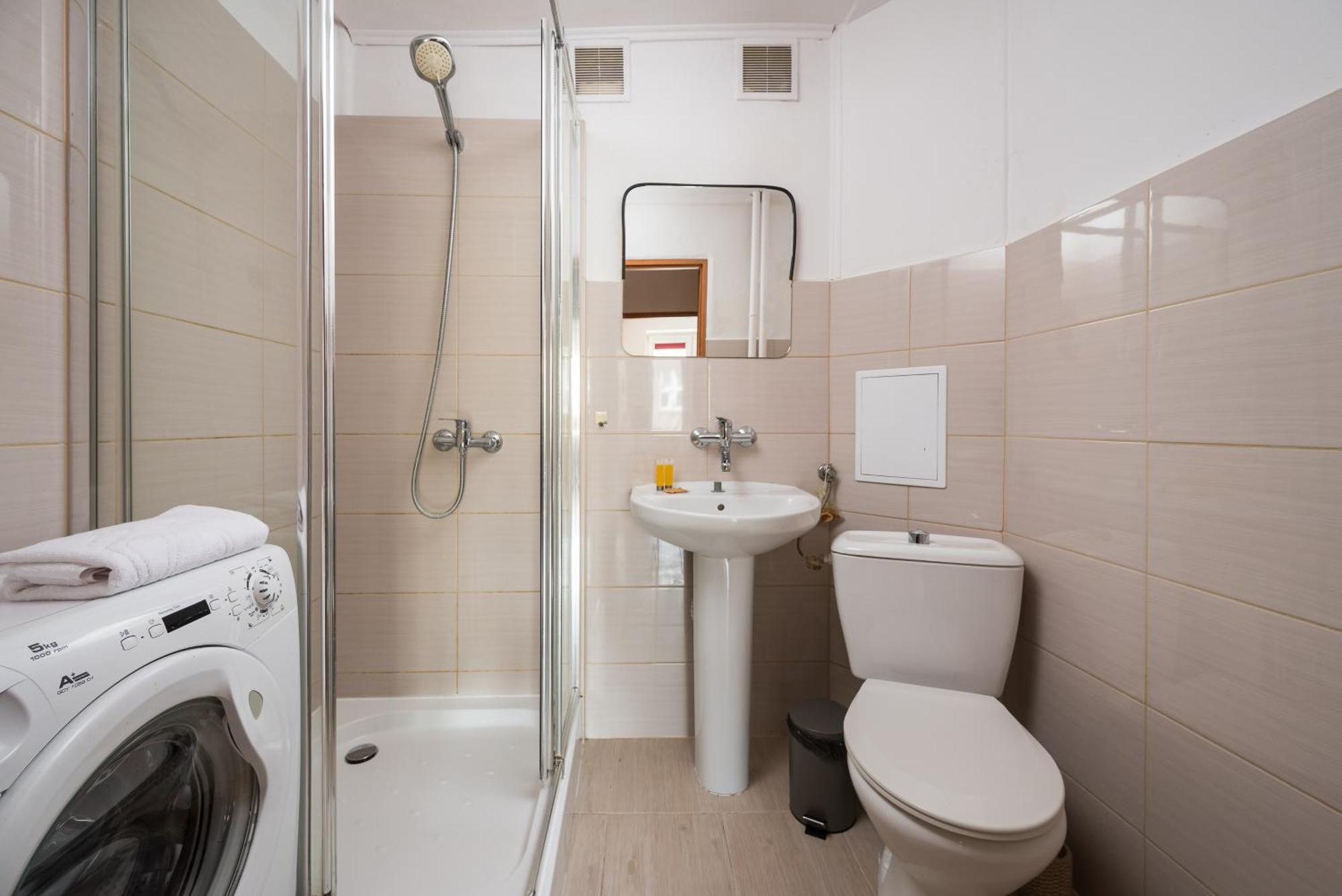 Metro Raclawicka Snug Apartament *